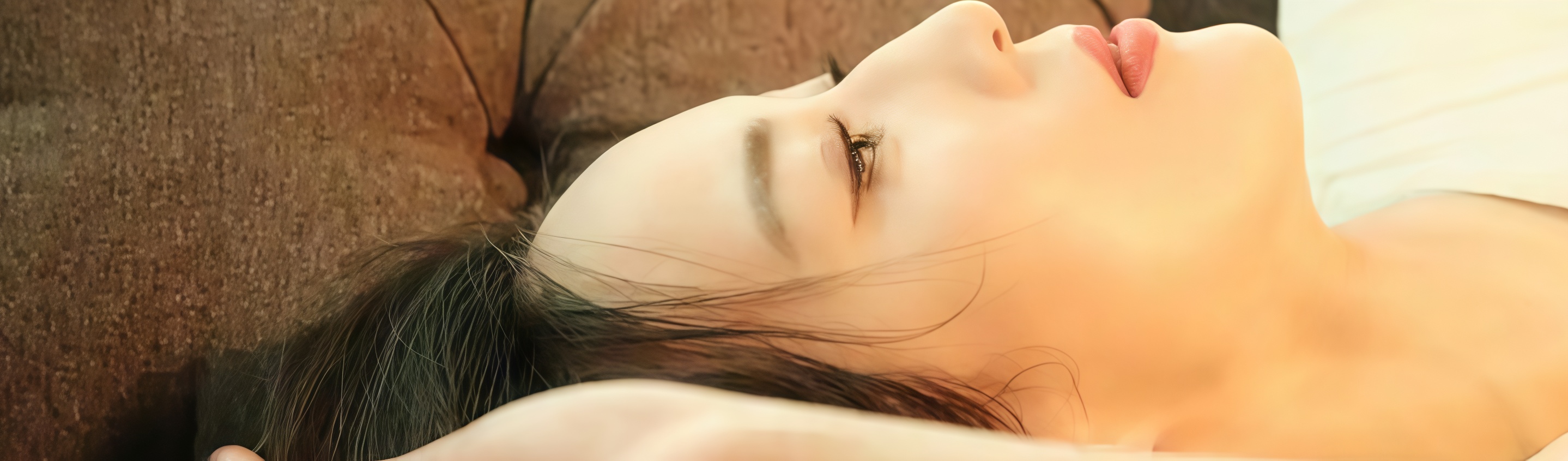 成人激情视频-情趣睡衣女性感蕾丝睡裙透明文胸挑逗激情火辣成人免脱床上诱惑骚视频